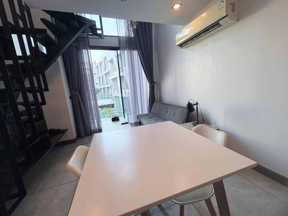 ให้เช่าคอนโดภูเก็ต : Best Price ✨ ให้เช่า Utopia Naiharn สไตล์ Loft ห้องสวยมาก วิวสระว่ายน้ำ ฟรีทำความสะอาด 1 ครั้ง/อาทิตย์