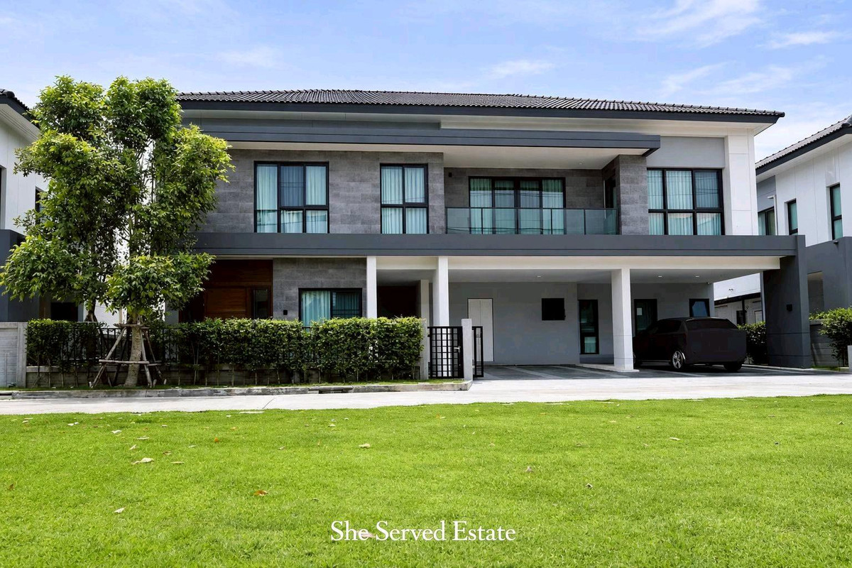 For RentHouseBangna, Bearing, Lasalle : For rent ◈ The City Bangna ◈ • 2-story detached house, Godiva style • Usable area 416 sq m. • 5 bedrooms • 6 bathrooms • 2 living rooms