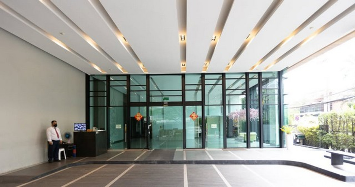 ให้เช่าสำนักงานอารีย์ อนุสาวรีย์ : HR3287ให้เช่าพื้นที่ออฟฟิศ/โชว์รูม 223 ตรม. ซอยพหลโยธิน 2 ใกล้ BTS อารีย์ บรรยากาศร่มรื่น