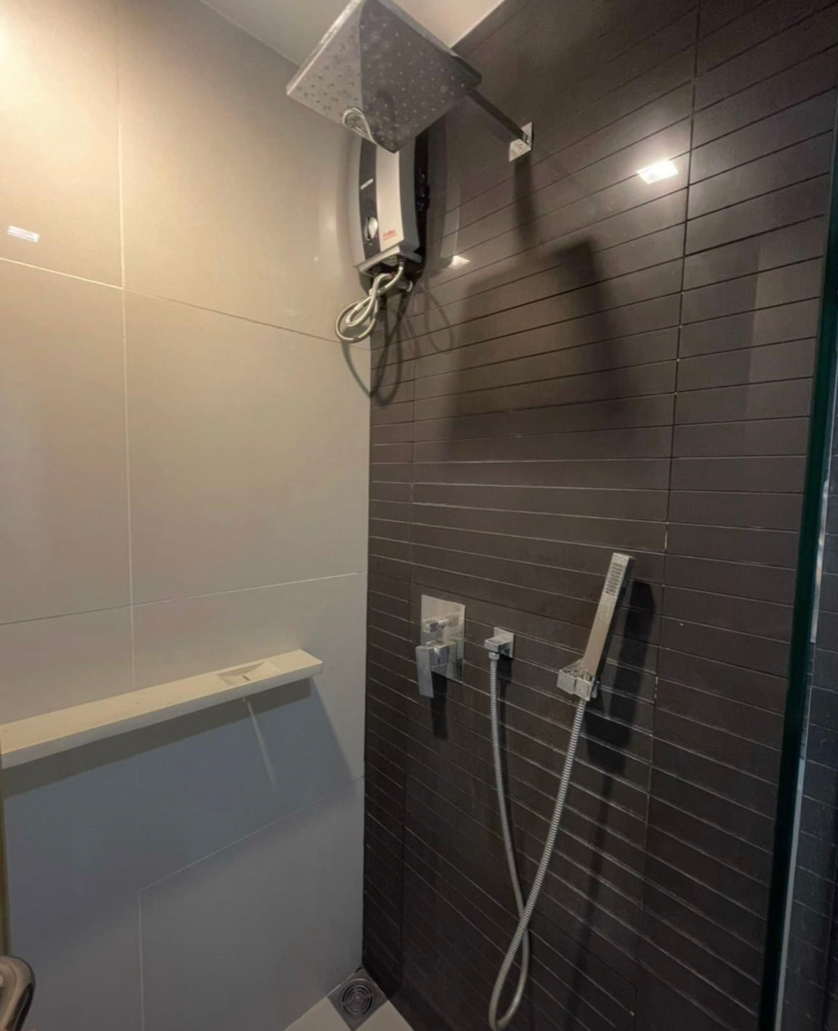 ให้เช่าคอนโดสาทร นราธิวาส : ให้เช่า 📍 Rhythm Sathorn 📍 เฟอร์นิเจอร์ และ เครื่องใช้ไฟฟ้าครบ ใกล้ BTS สุรศักดิ์