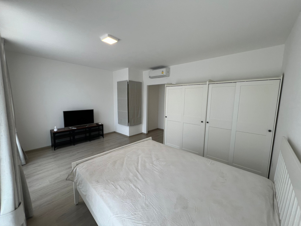 For SaleTownhomeBangna, Bearing, Lasalle : P-2977 Urgent sale!  Indy 4 Bangna KM.7, ready to move in, good location, near MEGA Bangna.