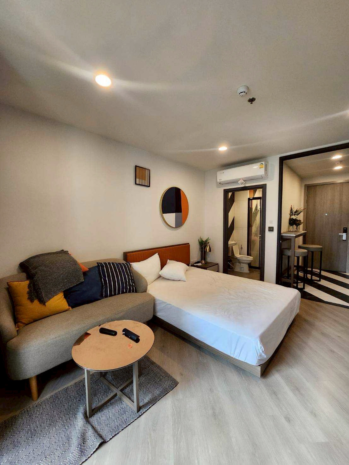 ให้เช่าคอนโดวิภาวดี ดอนเมือง หลักสี่ : 🔥 【𝐑𝐄𝐍𝐓】The base Saphanmai - 1 Step from BTS สายหยุด  🔥