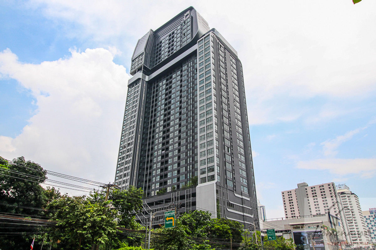 CondoRatchathewi,Phayathai : 𝗜𝗗𝗘𝗢 𝗤 𝗦𝗶𝗮𝗺 𝗥𝗮𝘁𝗰𝗵𝗮𝘁𝗵𝗲𝘄𝗶 for sale/rent, 2 large bedrooms, 62 sq m., near BTS Ratchathewi, beautifully decorated, quiet condo, high privacy. Rent 40k/month Sell 12.9 MB