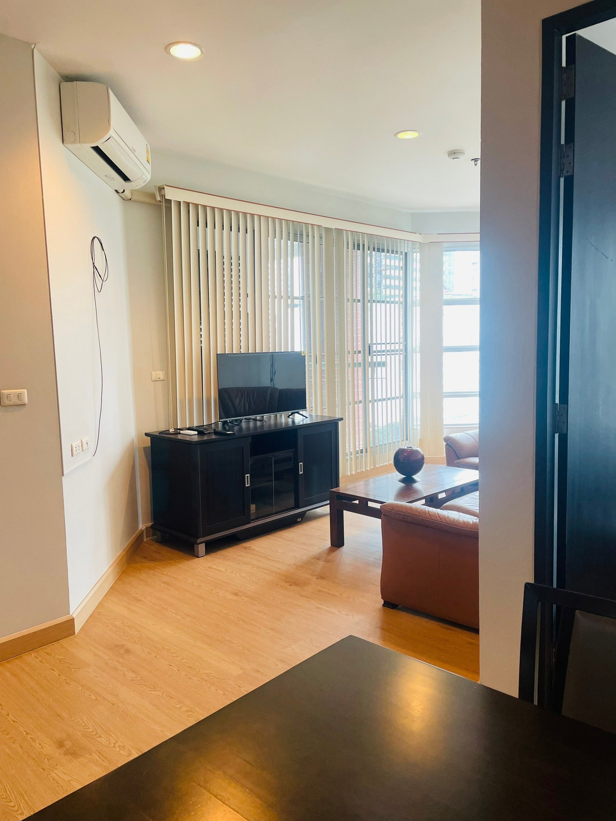 For RentCondoSukhumvit, Asoke, Thonglor : Condo for rent, City Smart Sukhumvit 18, near BTS Asoke, MRT Sukhumvit, beautiful room, good price, fully furnished. Ready to move in