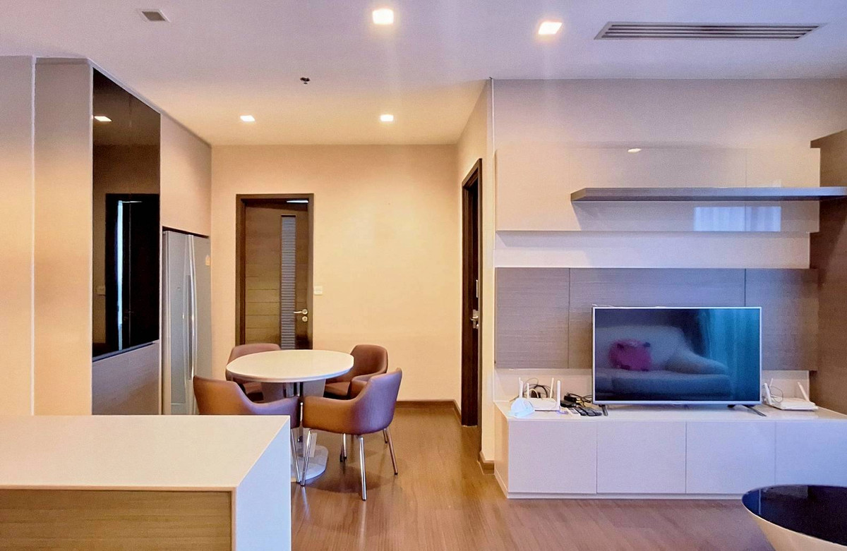 ให้เช่าคอนโดรัชดา ห้วยขวาง : ✨ Rare Item! ให้เช่า Ivy Ampio ห้อง Combine ขนาดใหญ่ สุดหรู 🏙️