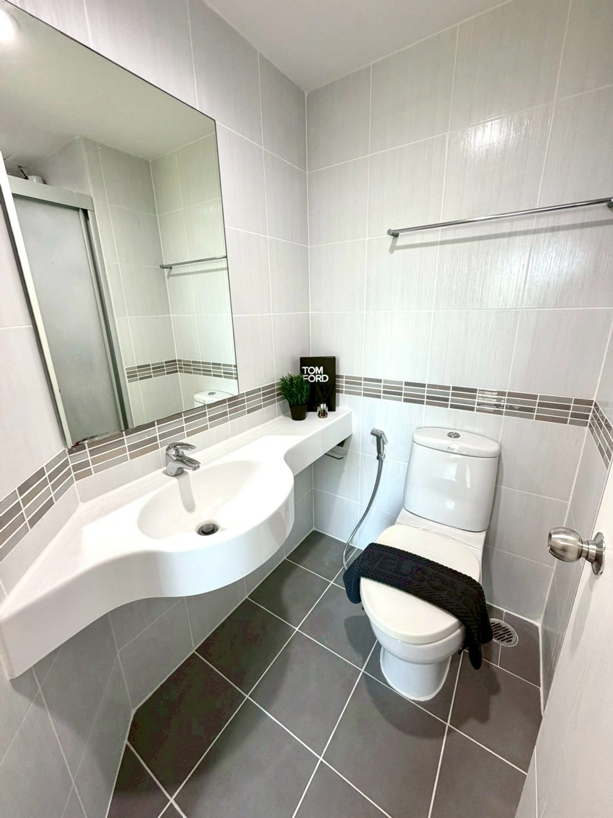 For SaleCondoRama9, Petchburi, RCA : K-6793 BEST DEAL🔥🔥 Urgent sale! Newly decorated room, ready to move in, move your bags in immediately, LPN Park Rama 9, Ratchada.