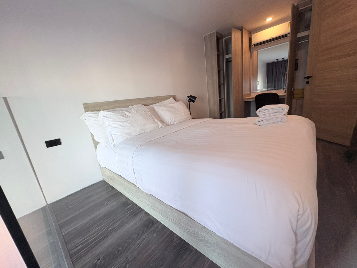 ให้เช่าคอนโดภูเก็ต : Best Price ✨ ให้เช่า Utopia Naiharn สไตล์ Loft ห้องสวยมาก วิวสระว่ายน้ำ ฟรีทำความสะอาด 1 ครั้ง/อาทิตย์