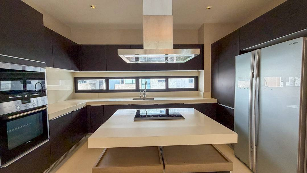 บ้านพระราม 9 เพชรบุรีตัดใหม่ RCA : 🏡 บ้านโครงการ Parc Priva | บ้านเดี่ยว 3 ชั้น 5+1 ห้องนอน ย่านห้วยขวาง กรุงเทพฯ