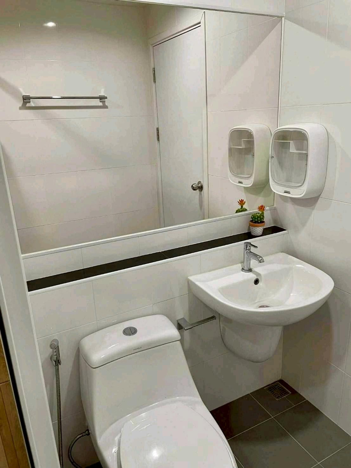 For RentCondoPattanakan, Srinakarin : #E092 🎉100369 Condo for Rent: HI SEACON STATION - Condominium