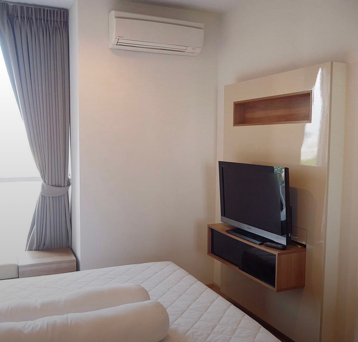 ให้เช่าคอนโดสาทร นราธิวาส : ให้เช่า 📍 Rhythm Sathorn 📍 เฟอร์นิเจอร์ และ เครื่องใช้ไฟฟ้าครบ ใกล้ BTS สุรศักดิ์