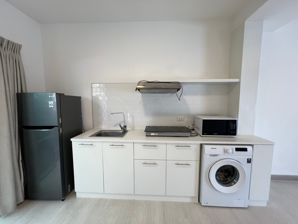 For SaleTownhomeBangna, Bearing, Lasalle : P-2977 Urgent sale!  Indy 4 Bangna KM.7, ready to move in, good location, near MEGA Bangna.