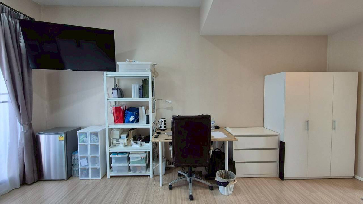 For RentTownhomeRattanathibet, Sanambinna : Townhouse for rent, corner plot, Baan Klang Muang Rattanathibet