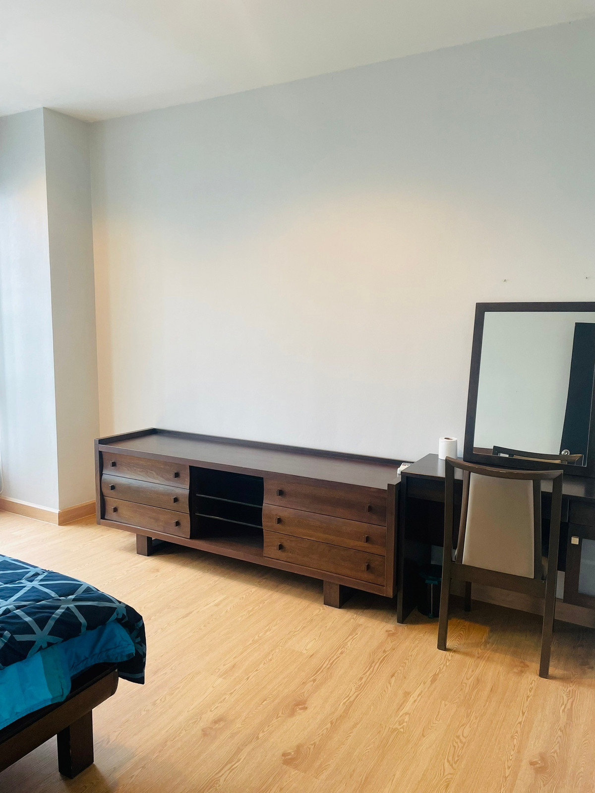 For RentCondoSukhumvit, Asoke, Thonglor : Condo for rent, City Smart Sukhumvit 18, near BTS Asoke, MRT Sukhumvit, beautiful room, good price, fully furnished. Ready to move in