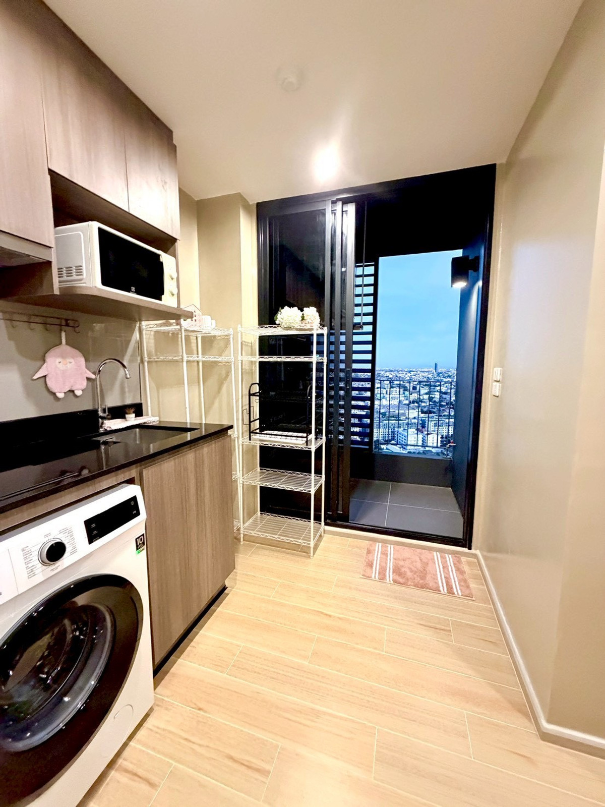 For RentCondoBangna, Bearing, Lasalle : For rent 1 bedroom, 1 bathroom, Adeo Mobi Sukhumvit Eastpoint.