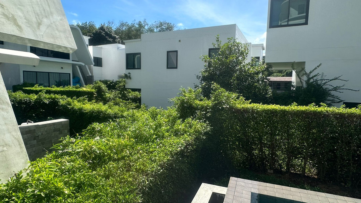 ให้เช่าภูเก็ต : Best Price 🔥ให้เช่า Utopia Naiharn Pool villa บ้านสวยมาก ราคาดีสุดๆ ตกแต่งเฟอร์ครบ พร้อมอยู่ ฟรีทำความสะอาด 1 ครั้ง/อาทิตย์