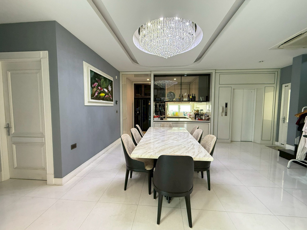 ขายบ้านพระราม 2 บางขุนเทียน : Ladawan Rama 2 บ้านเดี่ยว 3 ชั้น พร้อมลิฟต์ส่วนตัว ที่ดิน 121 ตร.วา พื้นที่ใช้สอย 434 ตร.ม. Please call: 082-894-4624