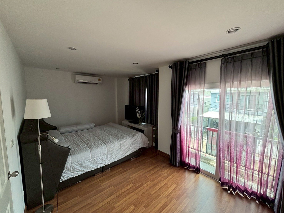 ขายนนทบุรี บางใหญ่ บางบัวทอง : บ้านแฝด ชวนชื่น พาร์ค กาญจนา - บางใหญ่ / 3 ห้องนอน (ขาย), Semi - detached house Chuan Chuen Park Kanchana - Bangyai / 3 Bedrooms (FOR SALE) AOM092