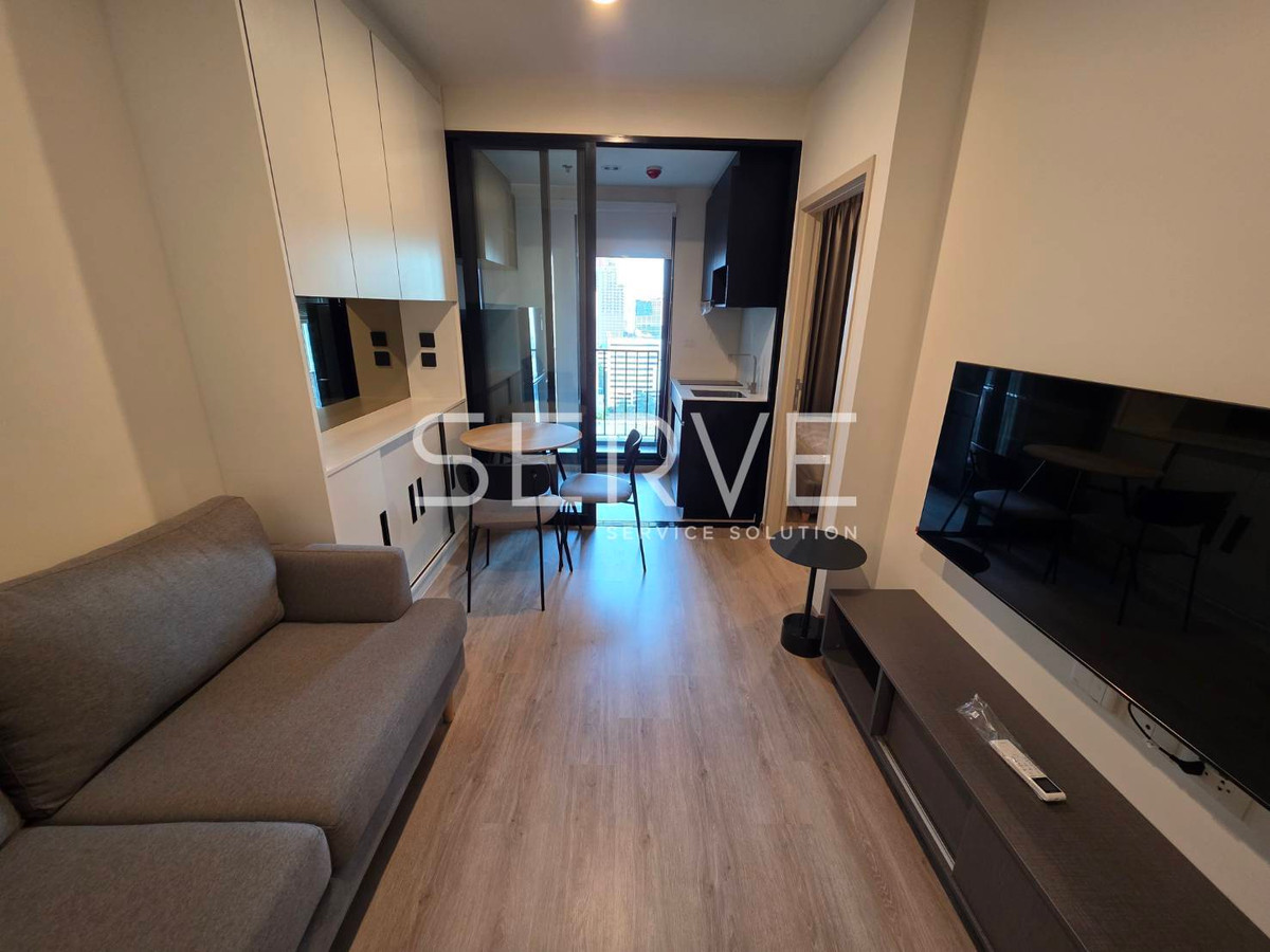 For RentCondoRama9, Petchburi, RCA : 1 Bed Large Room High Floor 15+ Fully furnished New Condo Good Location Close To MRT Phra Ram 9 @  NUE District R9