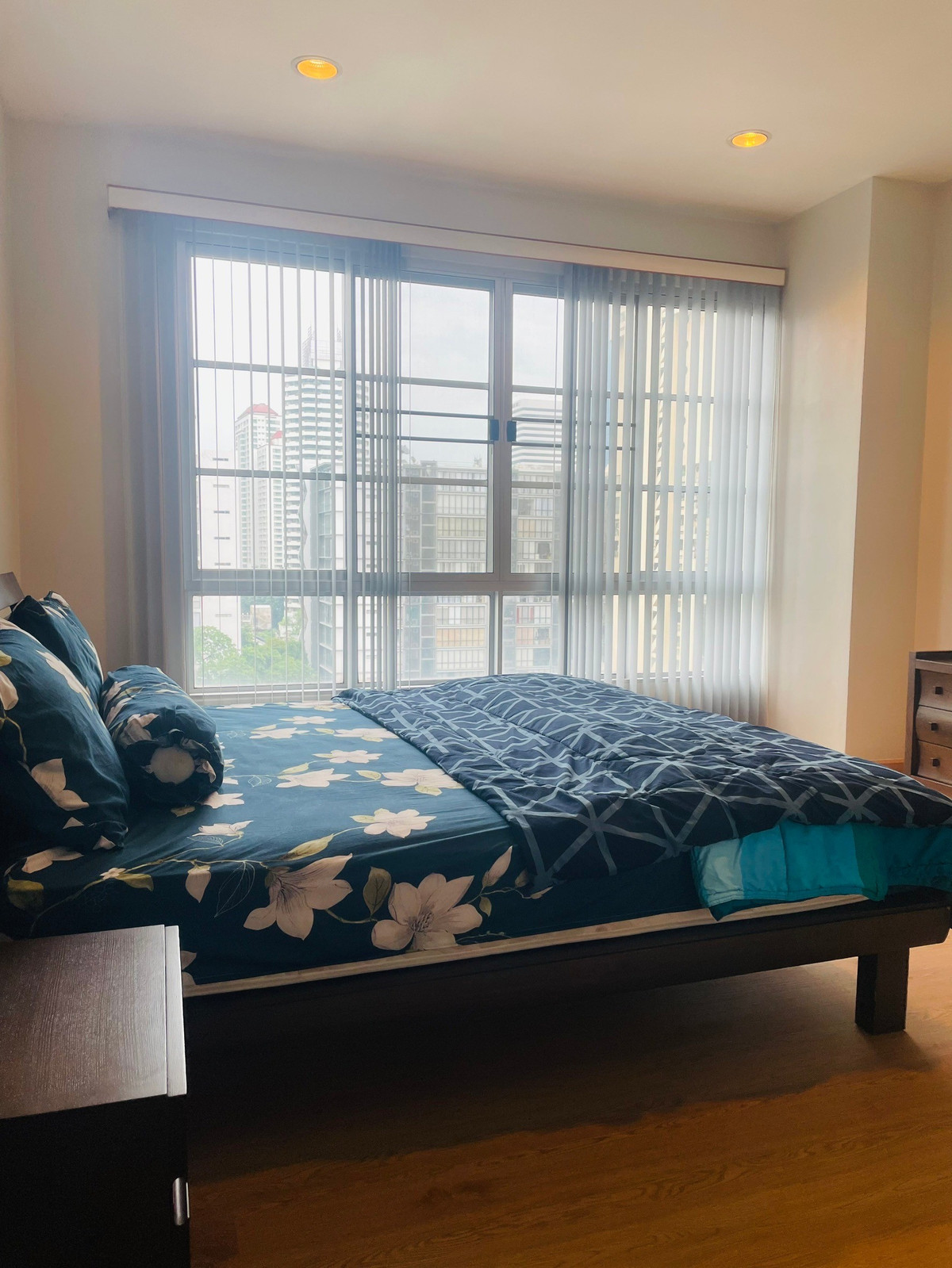 For RentCondoSukhumvit, Asoke, Thonglor : Condo for rent, City Smart Sukhumvit 18, near BTS Asoke, MRT Sukhumvit, beautiful room, good price, fully furnished. Ready to move in