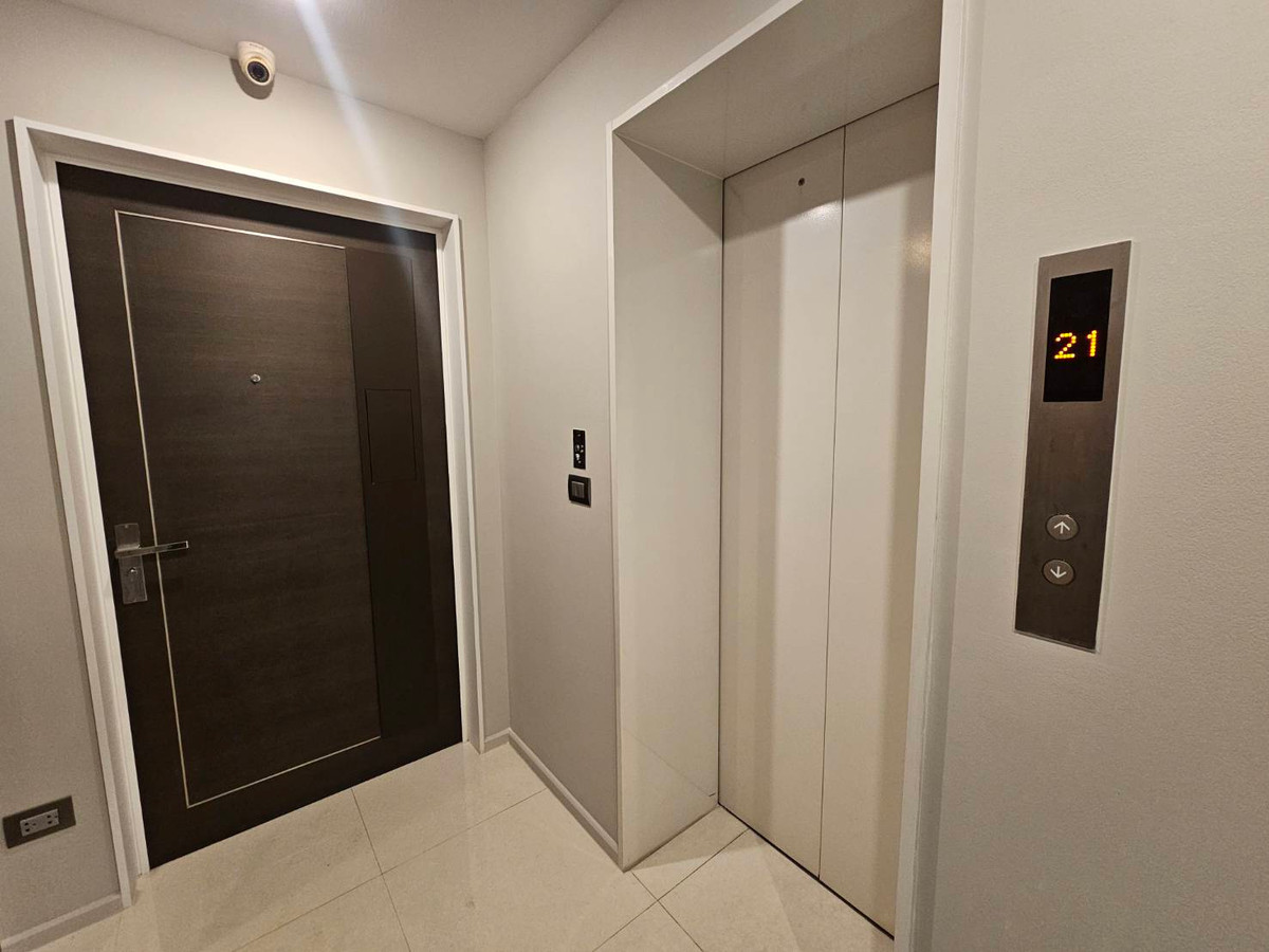 ให้เช่าคอนโดสาทร นราธิวาส : เช่า 2 ห้องนอน 2 ห้องน้ำ เดอะ แบงค็อค สาทร