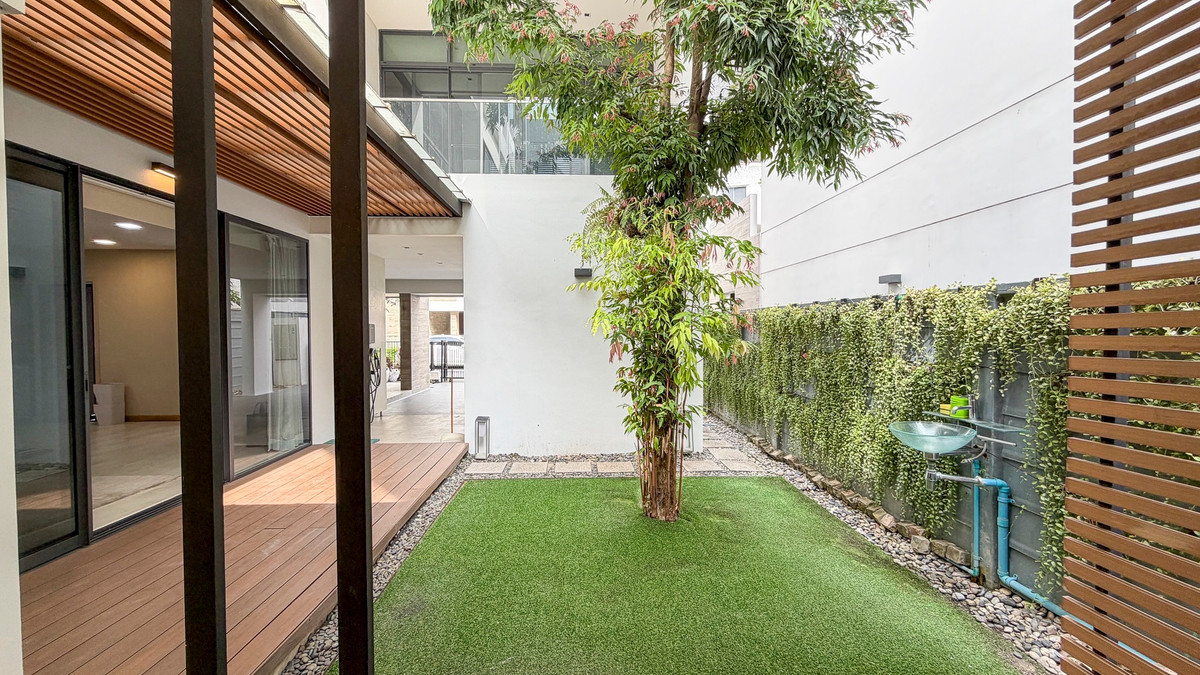 บ้านพระราม 9 เพชรบุรีตัดใหม่ RCA : 🏡 บ้านโครงการ Parc Priva | บ้านเดี่ยว 3 ชั้น 5+1 ห้องนอน ย่านห้วยขวาง กรุงเทพฯ