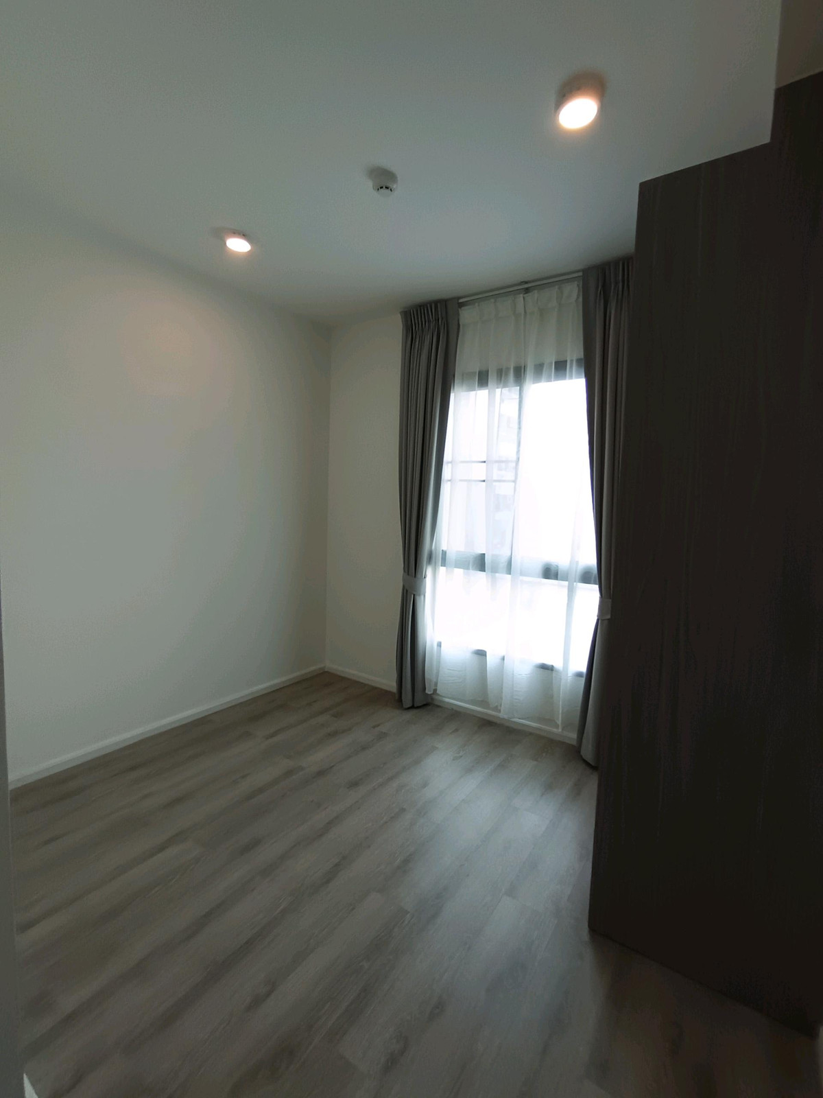 คอนโดบางนา แบริ่ง ลาซาล : น๊อตติ้งฮิลล์ สุขุมวิท105 กว้าง 44.32ตรม. ชั้น3 2นอน 1น้ำ ใกล้ BTS แบริ่ง Notting Hill Sukhumvit 105 2Beds 1Bath near BTS bearing 