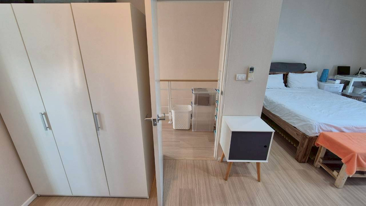 For RentTownhomeRattanathibet, Sanambinna : Townhouse for rent, corner plot, Baan Klang Muang Rattanathibet