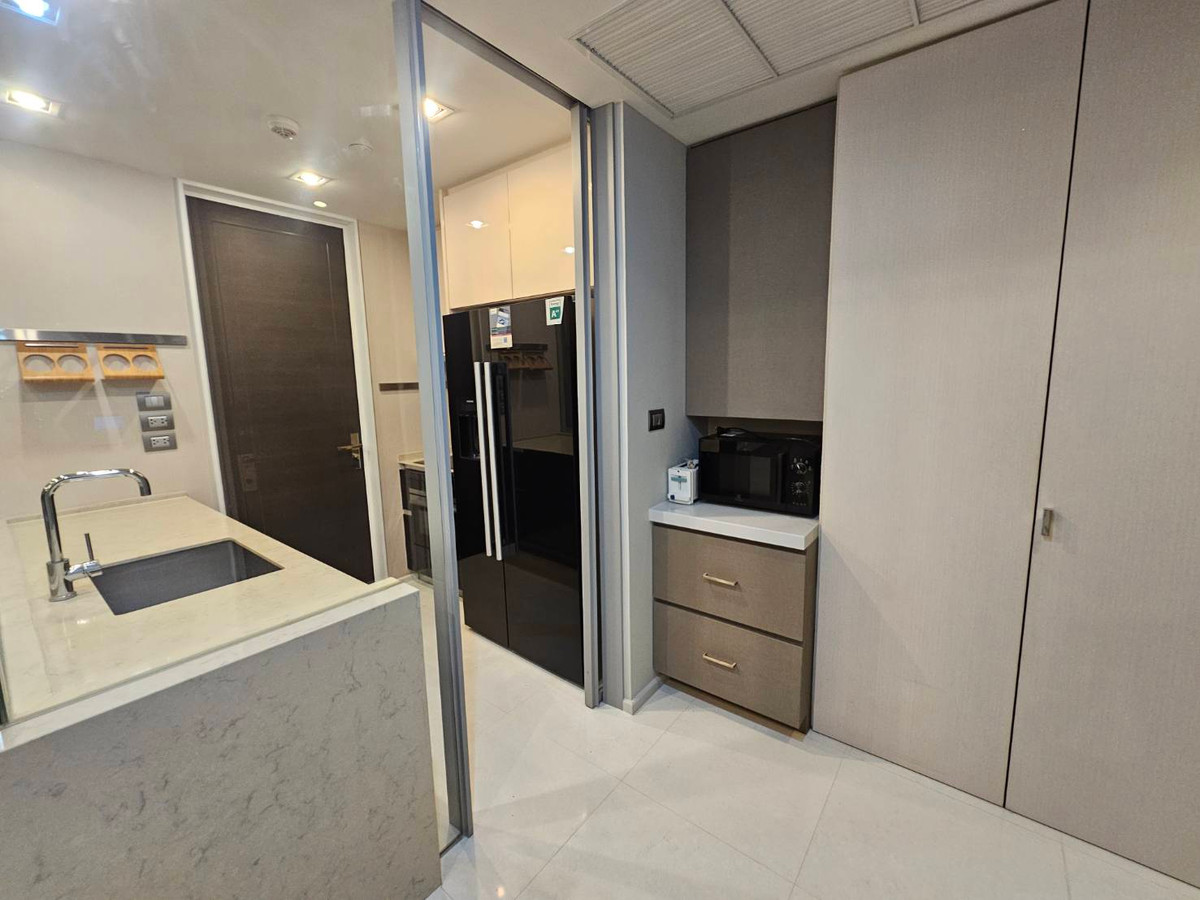 ให้เช่าคอนโดสาทร นราธิวาส : เช่า 2 ห้องนอน 2 ห้องน้ำ เดอะ แบงค็อค สาทร