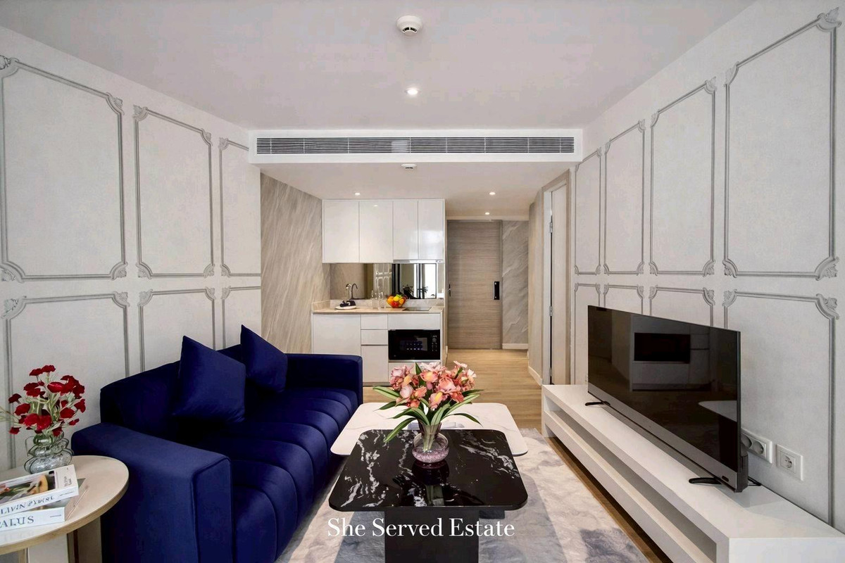 For RentCondoSukhumvit, Asoke, Thonglor : For Rent ◈ Fynn Asoke • Modern 1+1 Bedroom Corner Unit in Prime Asoke Location◈ • 4th Floor, Building A • Spacious Living Area