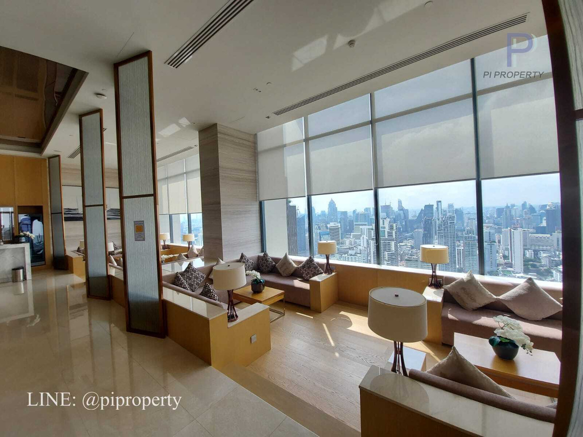 ให้เช่าคอนโดสุขุมวิท อโศก ทองหล่อ : ให้เช่าห้องชุด 1 ห้องนอน ตกแต่งครบครัน ที่ Esse Asoke ชั้นสูง หันหน้าไปทางทิศเหนือ อากาศเย็นสบาย ทำเลดีเยี่ยมในย่านอโศก ใกล้รถไฟฟ้า BTS และ MRT