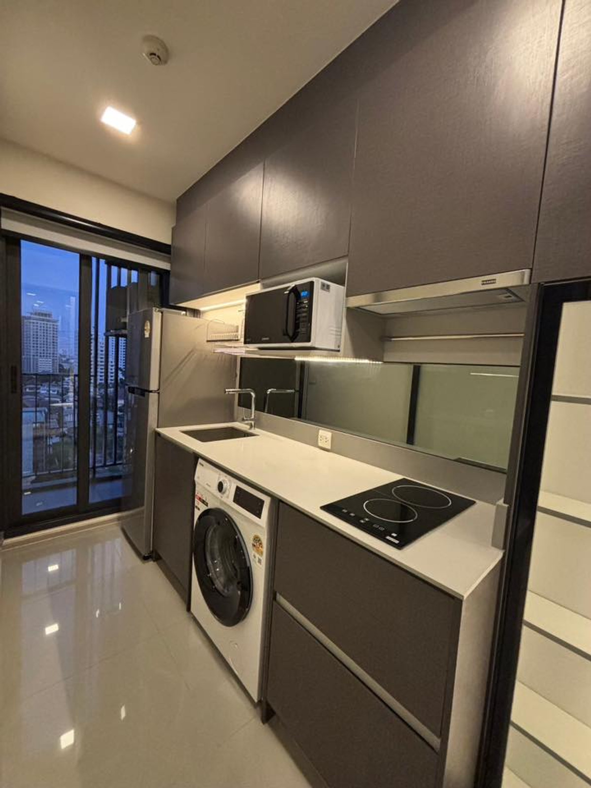 For RentCondoSapankwai,Jatujak : PFD-08112 For rent The Privacy Jatujak (The Privacy Jatujak) near MRT Phahon Yothin.