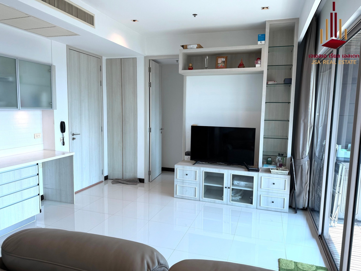 For RentCondoSathorn, Narathiwat : ✨ For Rent: The Lofts Yennakart Condo ✨ 💰 Only 30,000 THB/month