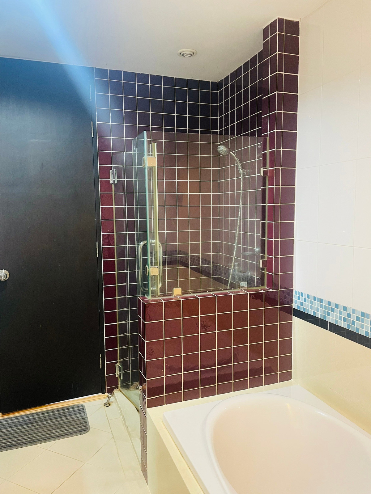 For RentCondoSukhumvit, Asoke, Thonglor : Condo for rent, City Smart Sukhumvit 18, near BTS Asoke, MRT Sukhumvit, beautiful room, good price, fully furnished. Ready to move in