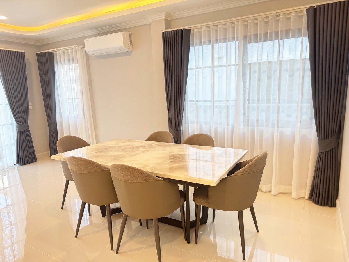 ให้เช่าบ้านบางนา แบริ่ง ลาซาล : ให้เช่า Centro Bangna บ้านเดี่ยวตกแต่งใหม่ พร้อมอยู่ ใกล้ Mega Bangna Please call: 082-894-4624