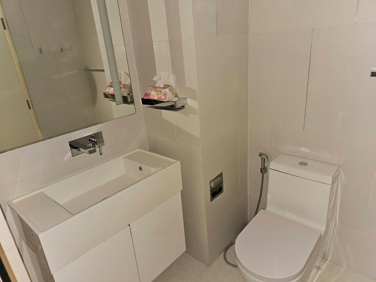 ให้เช่าคอนโดสาทร นราธิวาส : เช่า 2 ห้องนอน 2 ห้องน้ำ เดอะ แบงค็อค สาทร