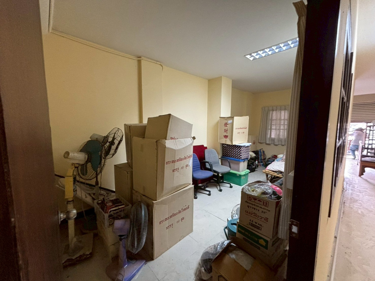 ขายอาคารพาณิชย์เชียงใหม่ : 95872 - ขายอาคารพาณิชย์ 3 ชั้น ทำเลศักยภาพสูง ใกล้อาเขตเชียงใหม่