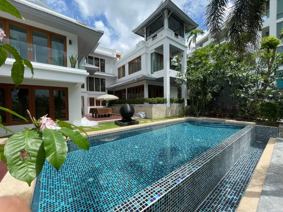 HousePattaya, Bangsaen, Chonburi : Project Wong Amat Beachfront Villa, North Pattaya
Luxury Private Beachfront Pool Villa near The Sanctuary of Truth
