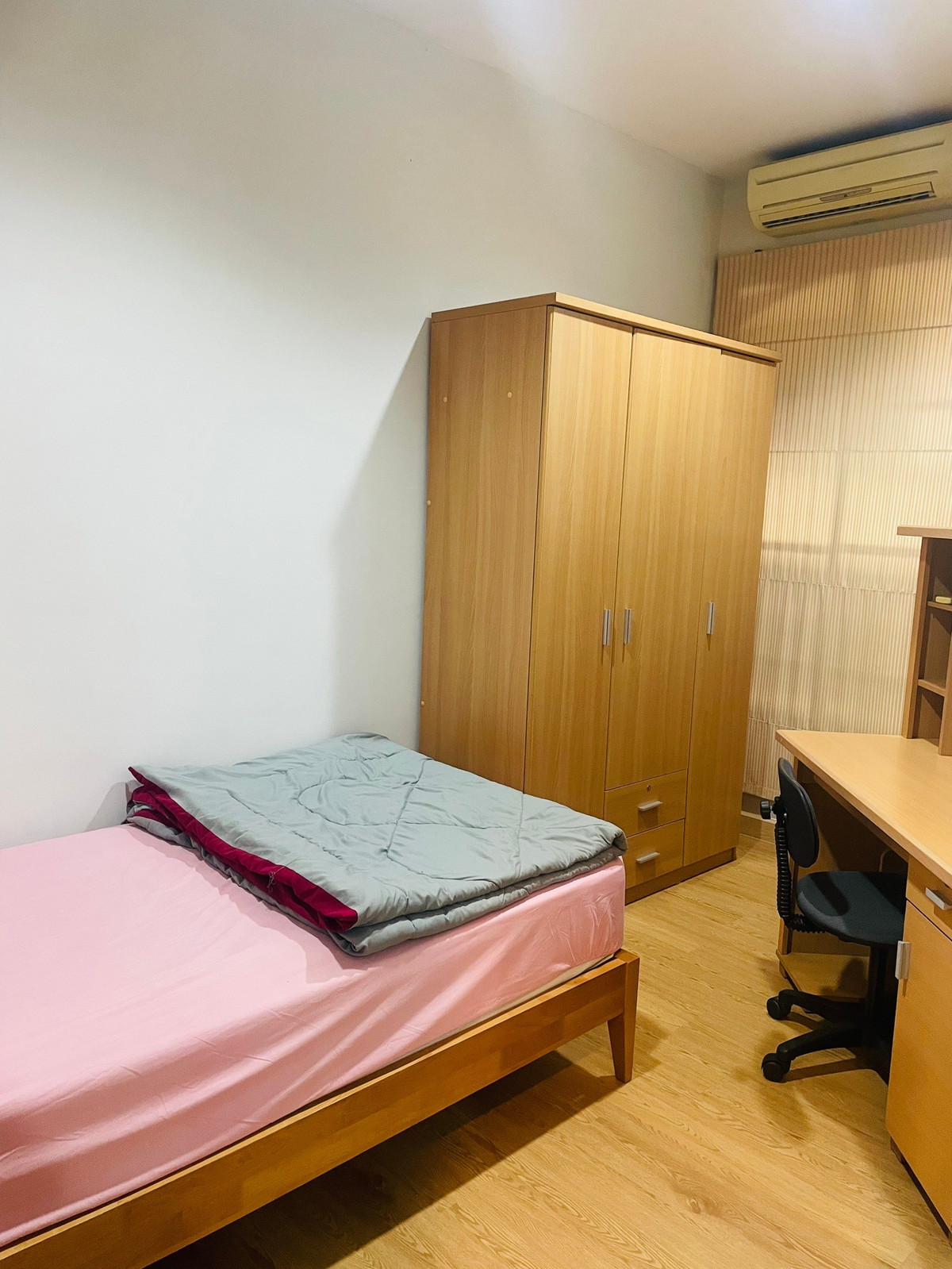 For RentCondoSukhumvit, Asoke, Thonglor : Condo for rent, City Smart Sukhumvit 18, near BTS Asoke, MRT Sukhumvit, beautiful room, good price, fully furnished. Ready to move in