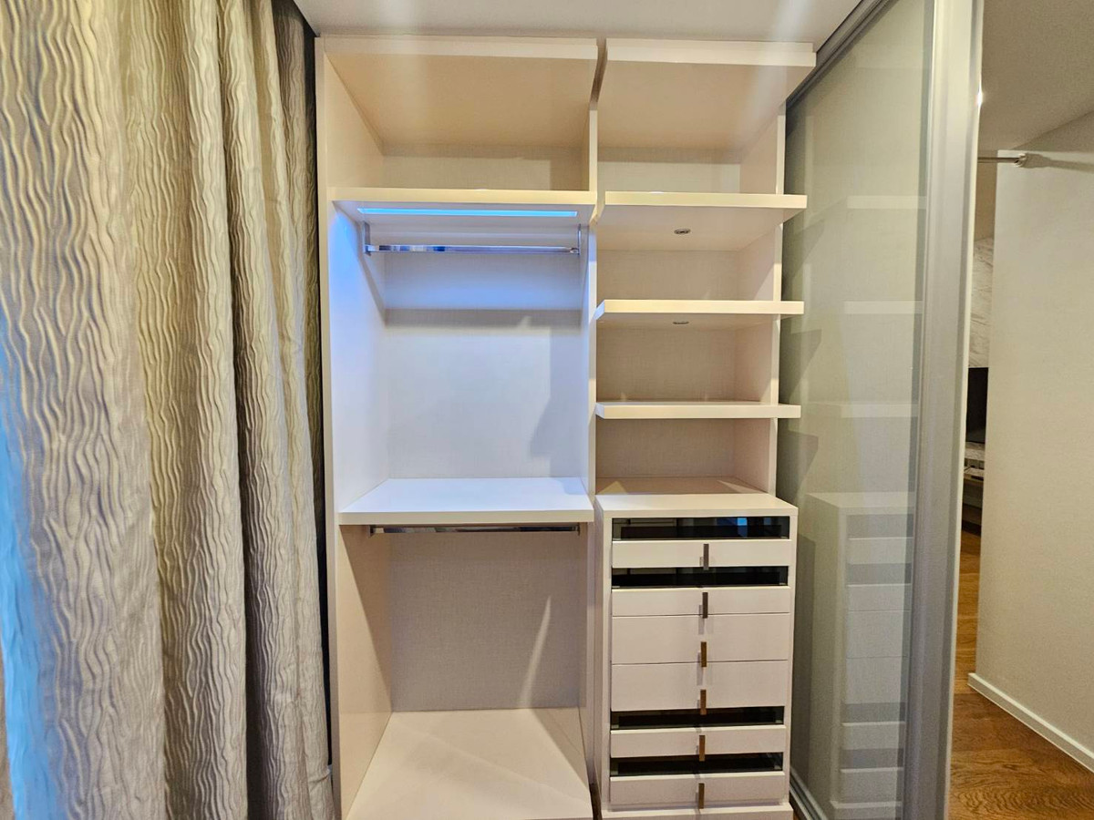 ให้เช่าคอนโดสาทร นราธิวาส : เช่า 2 ห้องนอน 2 ห้องน้ำ เดอะ แบงค็อค สาทร