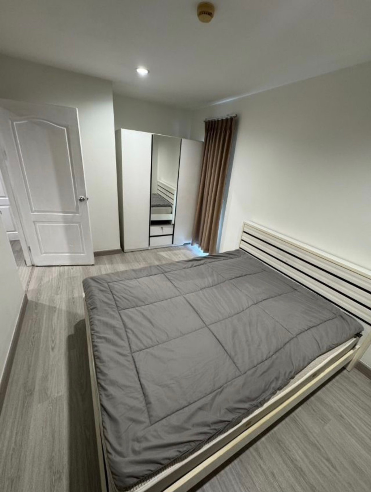 ให้เช่าคอนโดแจ้งวัฒนะ เมืองทอง : 🚨 ปล่อยเช่าคอนโด  The Paint งามวงศ์วาน 22  ✨ ห้องสวย เฟอร์ครบ พร้อมอยู่ ✨ ห้องมุม บรรยากาศดี ไม่วุ่นวาย