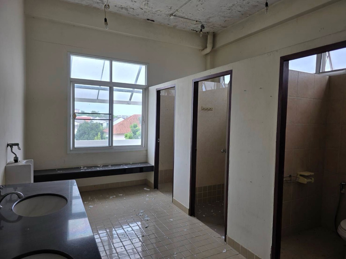 For SaleHome OfficeChaengwatana, Muangthong : 3-story office building for sale, Chaengwattana 14