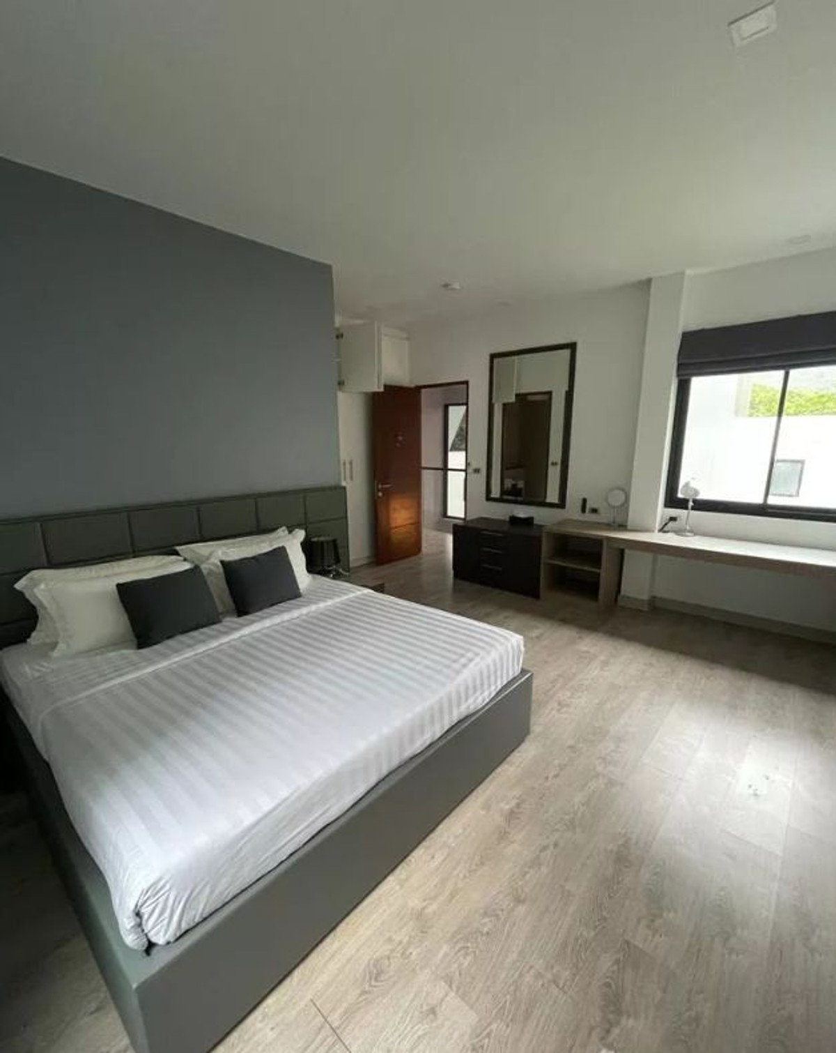 ให้เช่าภูเก็ต : Best Price 🔥ให้เช่า Utopia Naiharn Pool villa บ้านสวยมาก ราคาดีสุดๆ ตกแต่งเฟอร์ครบ พร้อมอยู่ ฟรีทำความสะอาด 1 ครั้ง/อาทิตย์