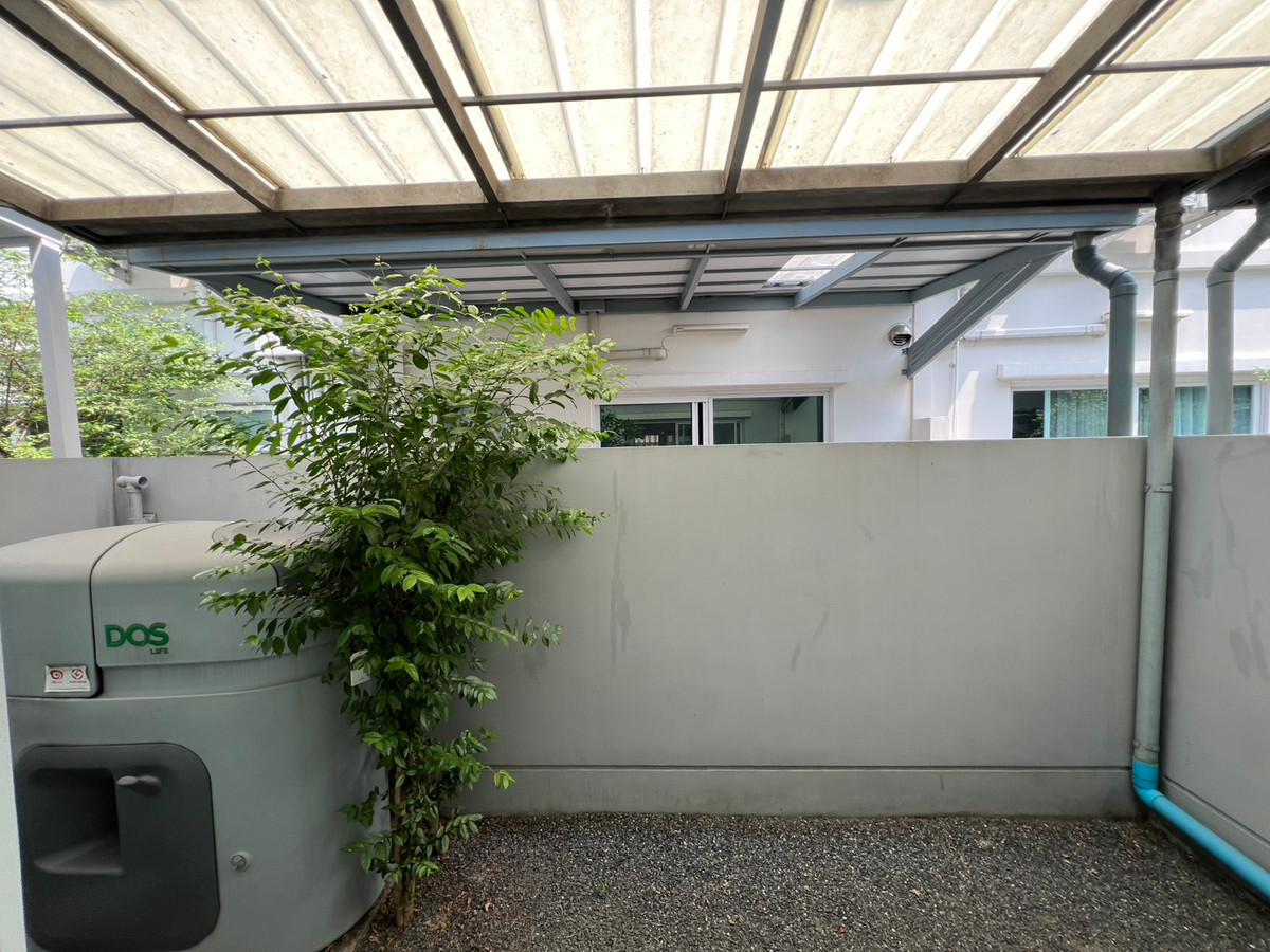 For SaleTownhomeBangna, Bearing, Lasalle : P-2977 Urgent sale!  Indy 4 Bangna KM.7, ready to move in, good location, near MEGA Bangna.