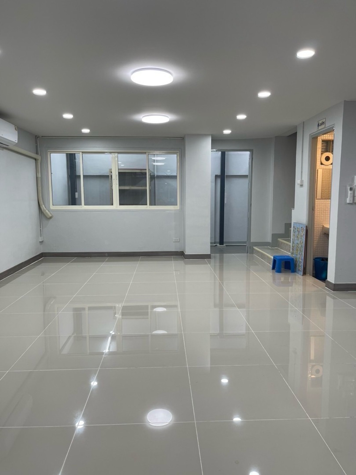 For RentTownhomeRatchadapisek, Huaikwang, Suttisan : 🔆Townhome house for rent Lat Phrao 80-Mengjai Townhome, 3 floors, 4 bedrooms, 5 bathrooms💕