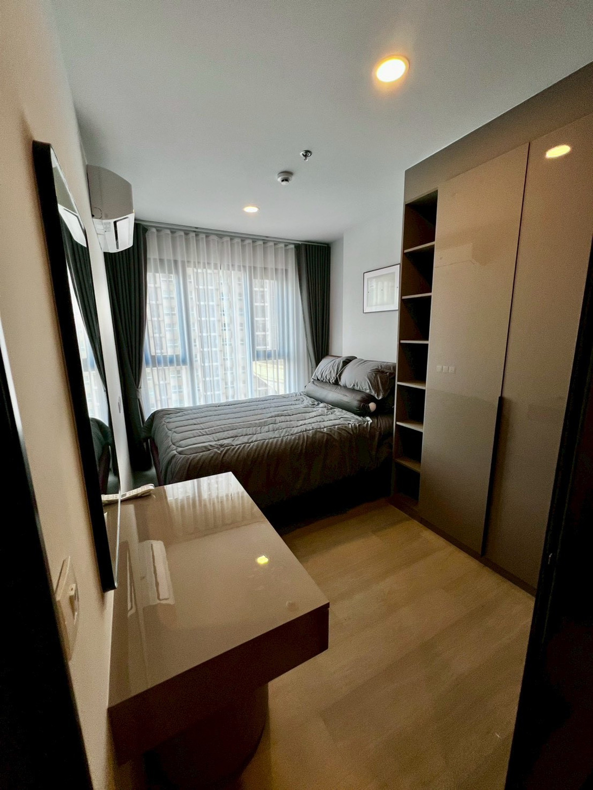 For RentCondoOnnut, Udomsuk : Condo for rent: Aspire Onnut Station, near BTS On Nut, only 200 meters.