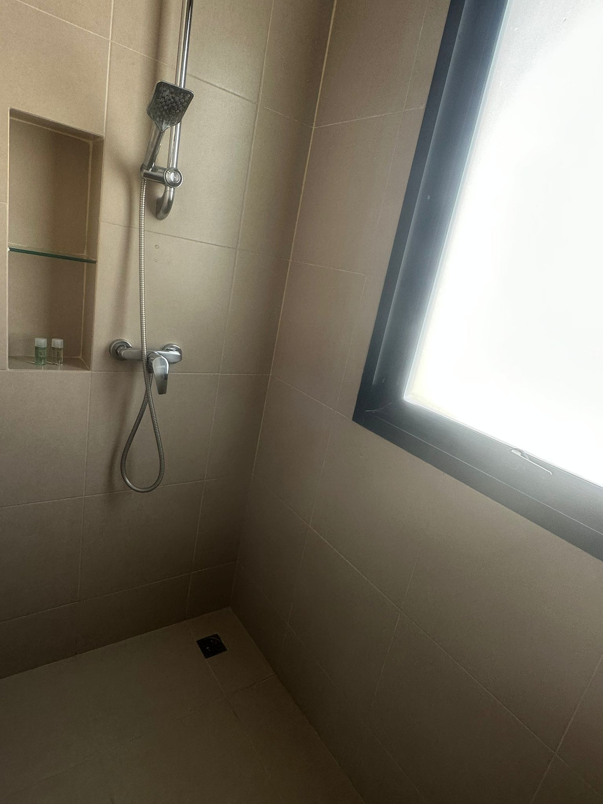 ให้เช่าภูเก็ต : Best Price 🔥ให้เช่า Utopia Naiharn Pool villa บ้านสวยมาก ราคาดีสุดๆ ตกแต่งเฟอร์ครบ พร้อมอยู่ ฟรีทำความสะอาด 1 ครั้ง/อาทิตย์