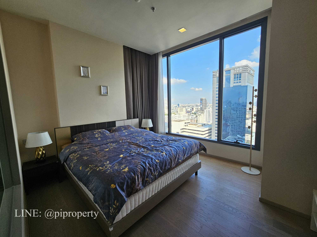 ให้เช่าคอนโดสุขุมวิท อโศก ทองหล่อ : ให้เช่าห้องชุด 2 ห้องนอน ตกแต่งครบครัน ในโครงการ Esee Asoke ทำเลดีเยี่ยมในย่านอโศก ใกล้รถไฟฟ้า BTS และ MRT