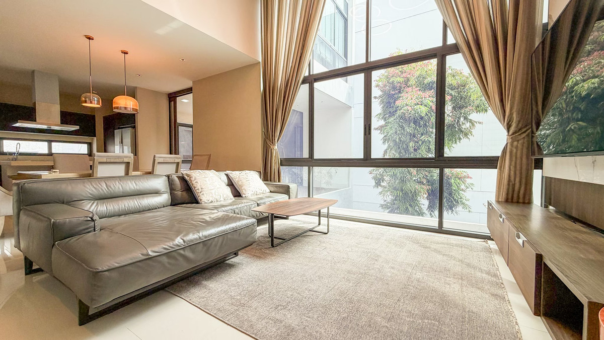 บ้านพระราม 9 เพชรบุรีตัดใหม่ RCA : 🏡 บ้านโครงการ Parc Priva | บ้านเดี่ยว 3 ชั้น 5+1 ห้องนอน ย่านห้วยขวาง กรุงเทพฯ