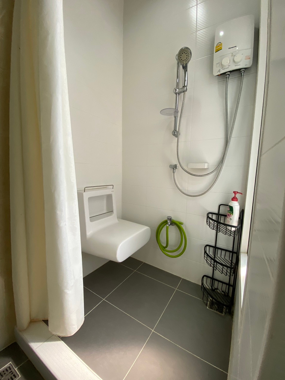 ขายบ้านสมุทรปราการ สำโรง : ขายบ้านเดี่ยว หลังมุม เลอนิโอ สุขุมวิท–เอราวัณ ใกล้ BTS โรงเรียนนายเรือ