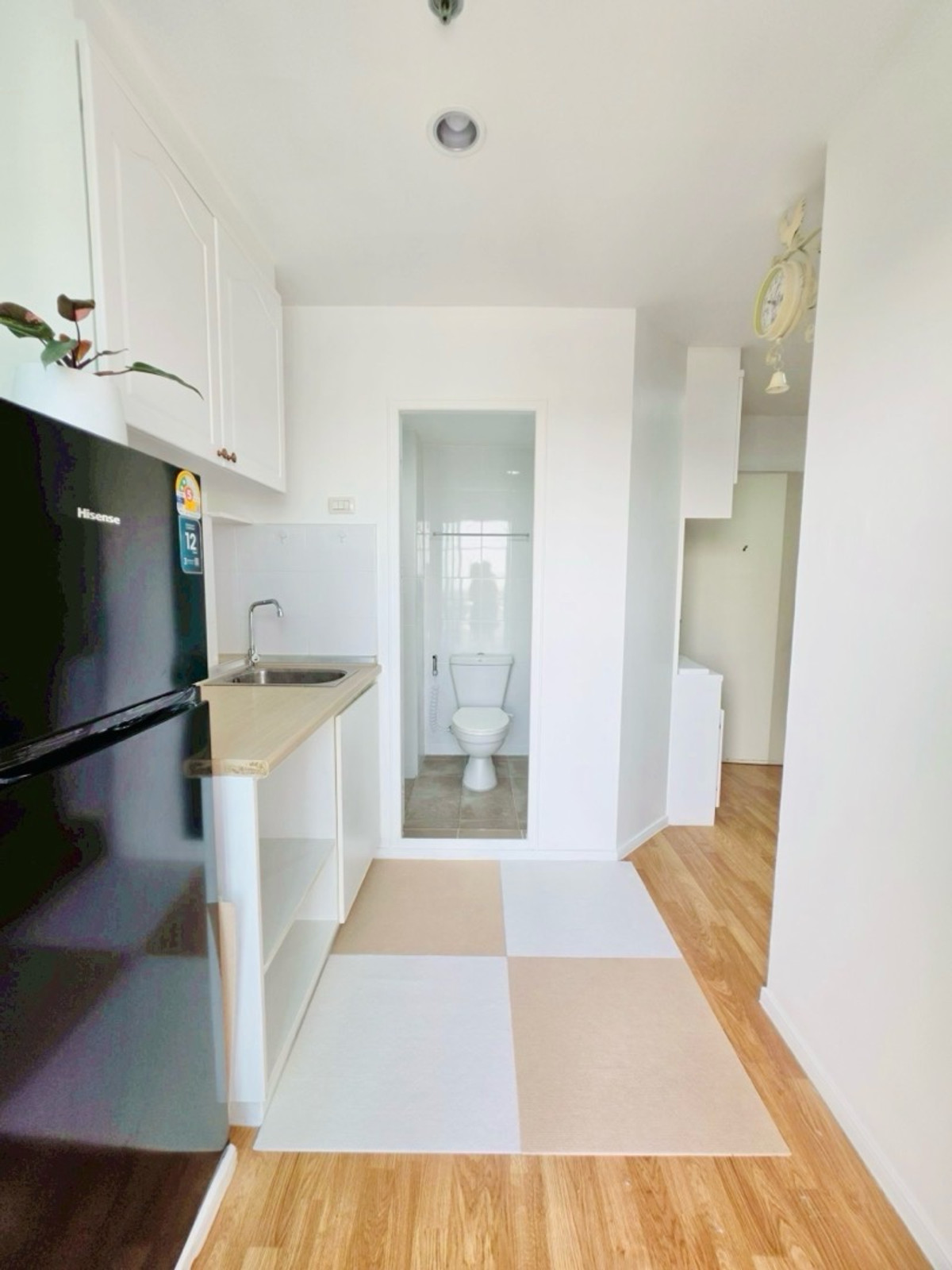 ขายคอนโดนวมินทร์ รามอินทรา : ขาย/เช่าด่วน! คอนโดลุมพินี พาร์ค นวมินทร์-ศรีบูรพา 
ซ.นวมินทร์36-38 คลองกุ่ม, บึงกุ่ม T. 081-834-1501 (ตี๋)